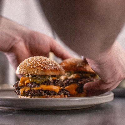 prepping burger